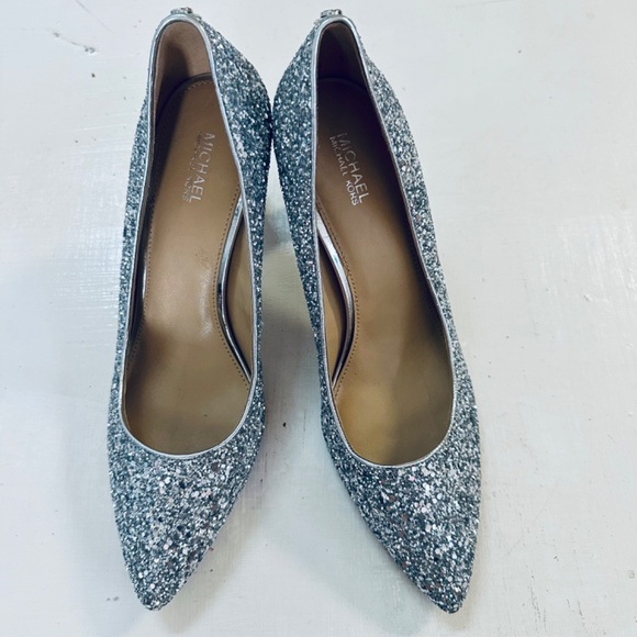 Michael Kors Glitter Silver Heels Size 8M New - Picture 8 of 12